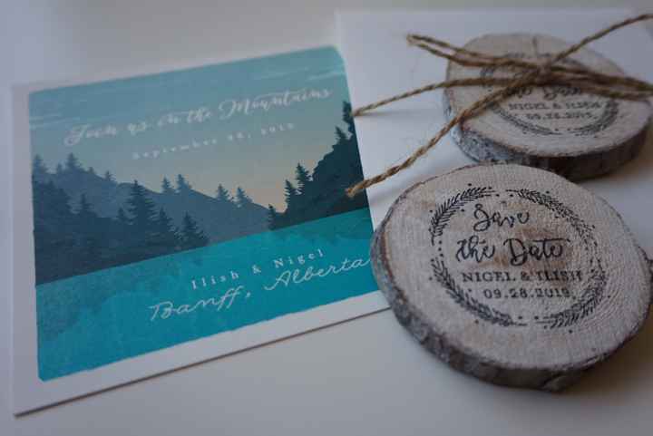 Wood slice Save the Dates 