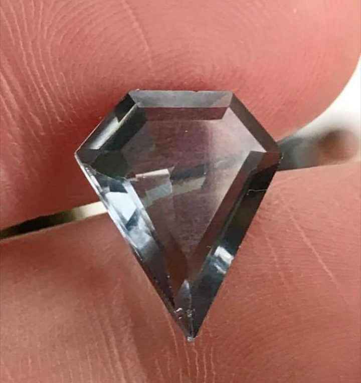 Show off your diamond ring! - 3