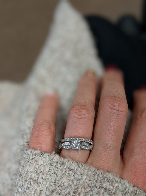 i want to see your wedding bands! 3