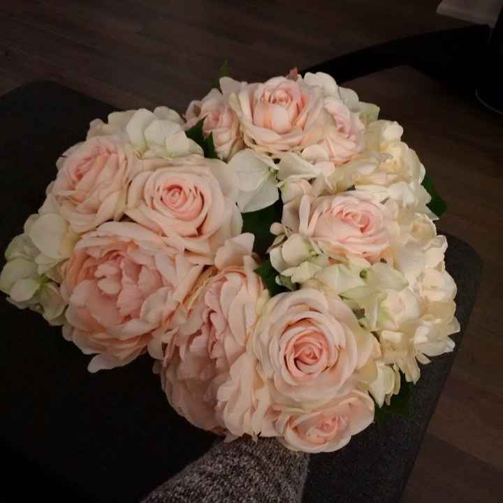 Bridesmaid fake bouquet
