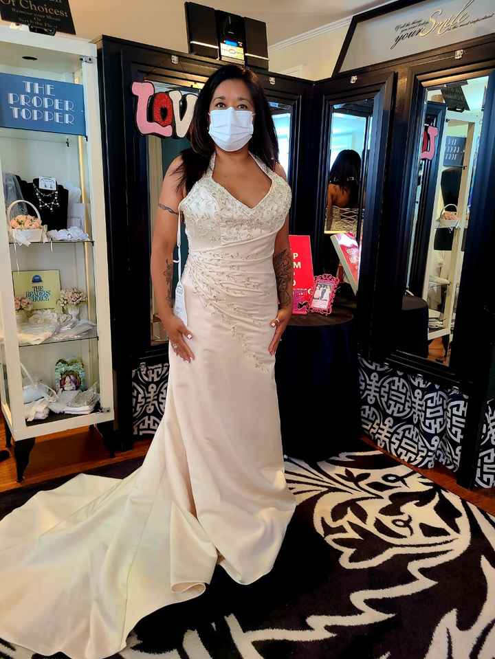 Brides of 2023! Does Your Dress Have a Train?! - 1