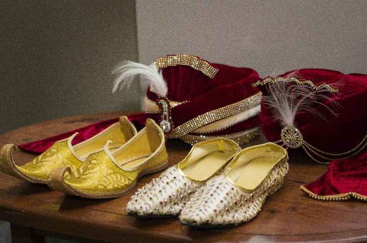 How are you customizing your... wedding day attire? - 1