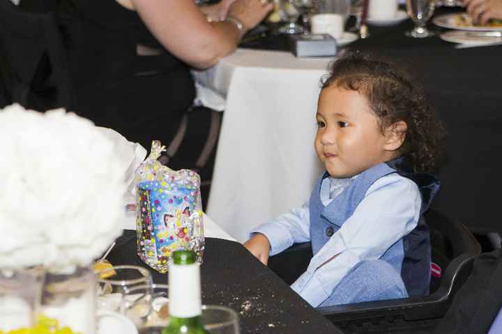  Kids at wedding - diy coloring activity books - 1