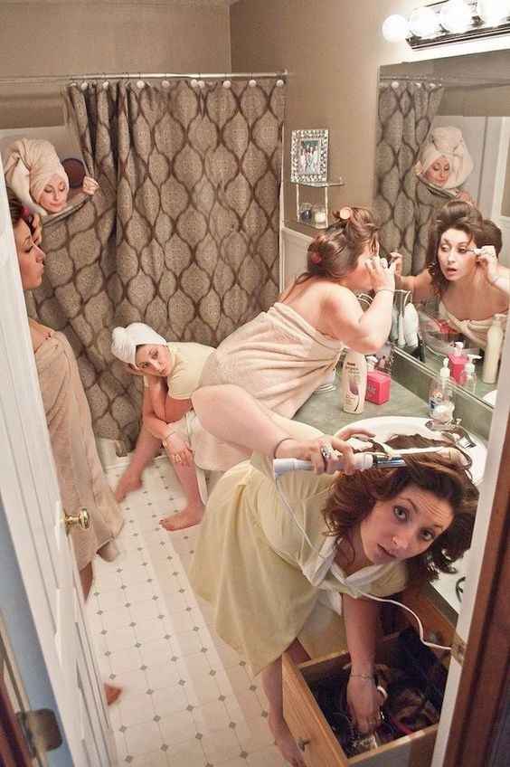 funny bridesmaid photos