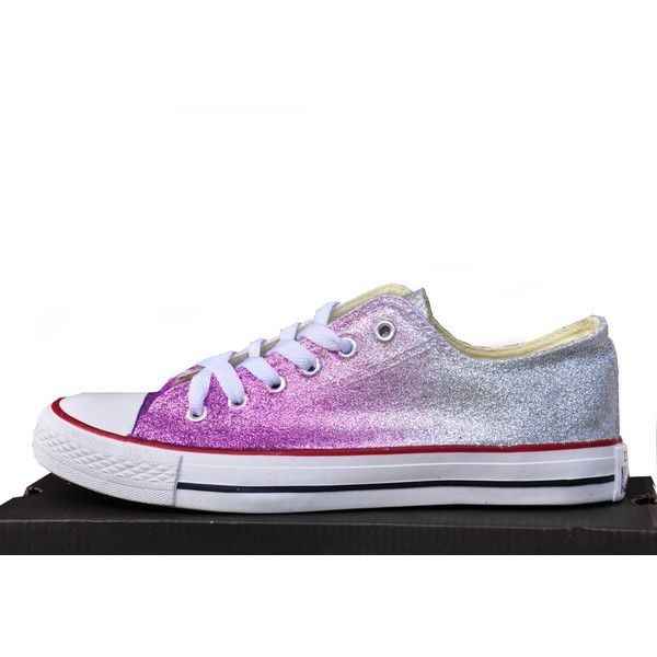 Show me your shoes! - 1