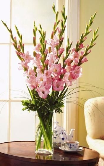 Modern Flower Arrangement