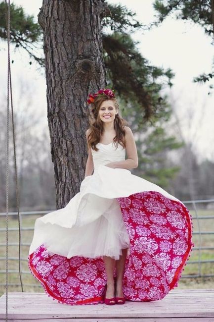 Dress with Fuschia Details Under Skirt