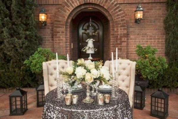 Chic Sweetheart Table