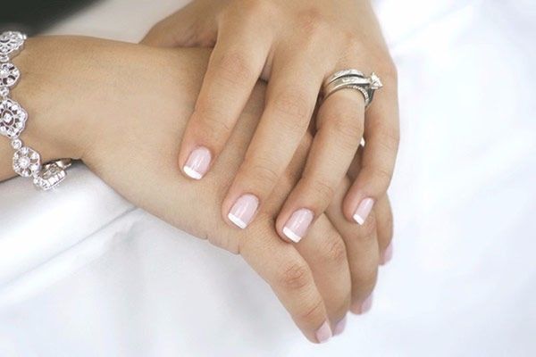 What manicure to show off your ring?