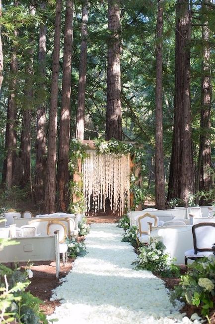 Modern or Vintage? Ceremony Decor