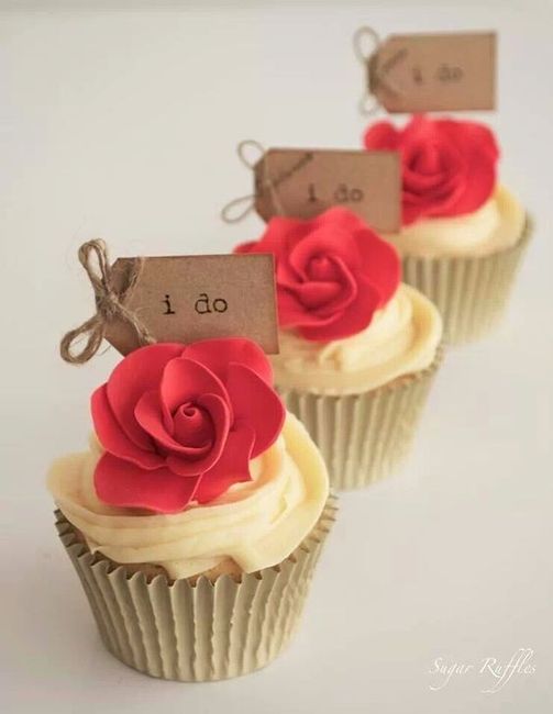 I Do Flower Cupcakes