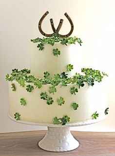 Saint Patrick's wedding cake