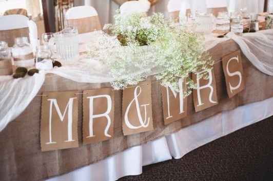 10 Rustic Wedding Decor Ideas for Your Reception Tables