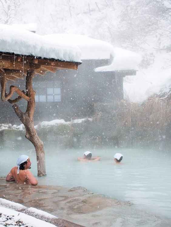 Honeymoon: Hot or Cold Destination?