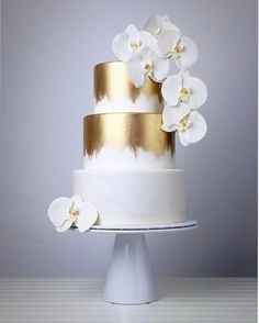 Modern cake