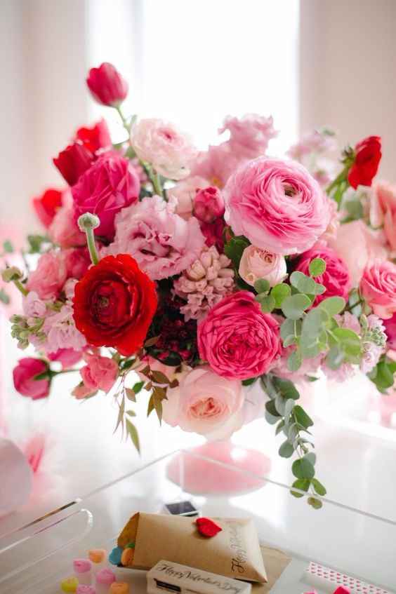 My wedding flowers are __________