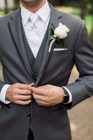 2. Groom's suit