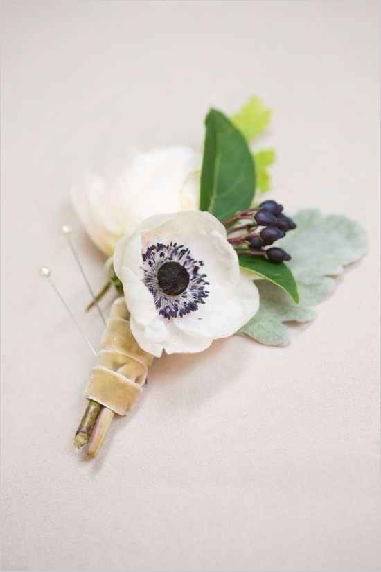 3. Boutonniere