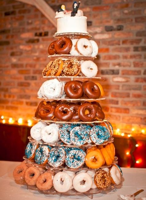 Doughnuts cake