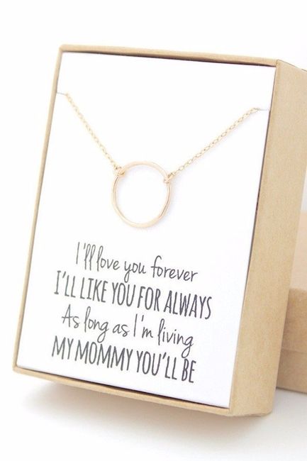 Jewelry for your mom on your wedding day