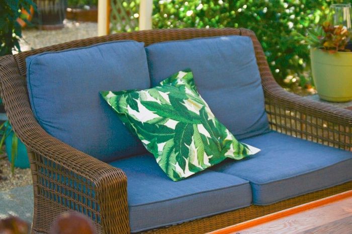 Tropical Garden Accessories