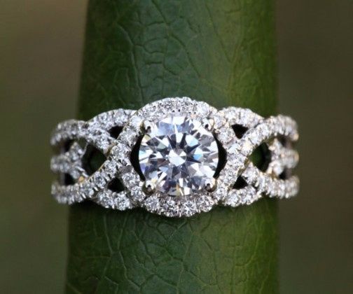 Diamond Halo Twisted Ring