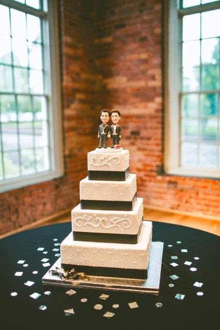 Figurines Cake Topper