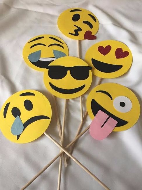 Emoji Photobooth Props