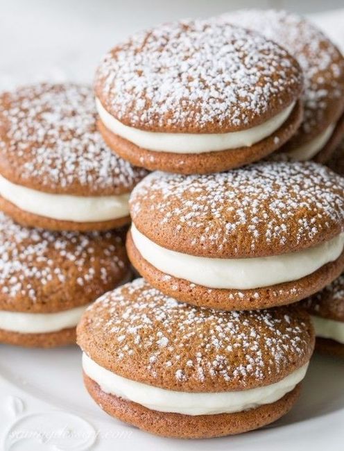 Gingerbread Whoopie Pies