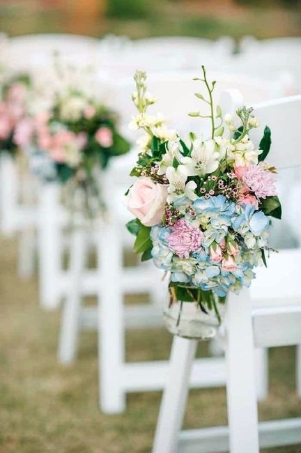 Pastel Ceremony Flowers