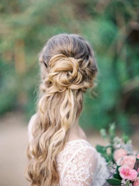 Bridal Hairstyle: Semi Updo