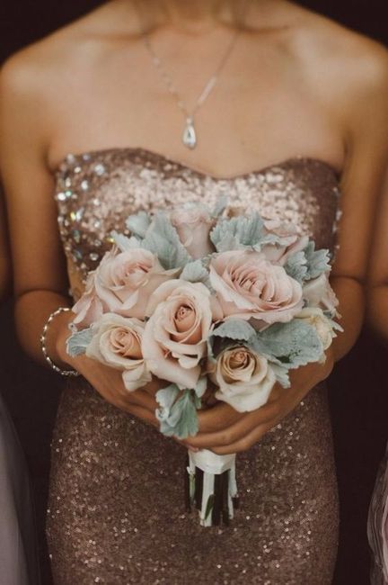 Bridesmaid dress in Gold