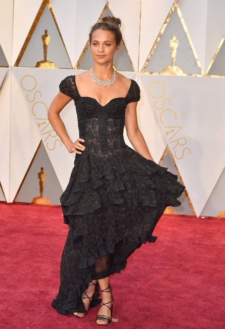 Alicia Vikander in Louis Vuitton