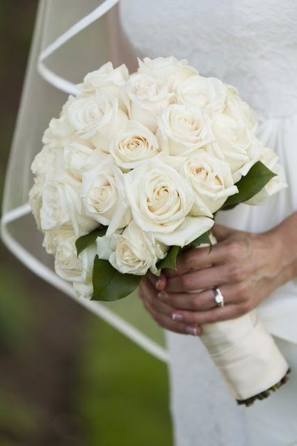 Roses bouquet for your big day