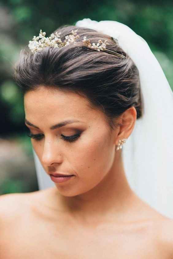 tiara idea with veil