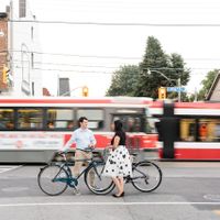 What to wear for engagement pictures? - 1