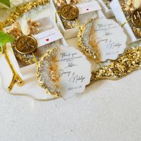 What's everyone doing for wedding favours? - 1