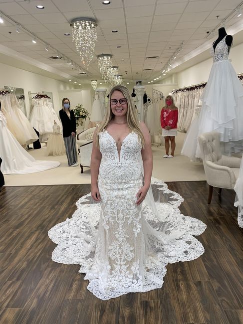 Show off your dress! - 1