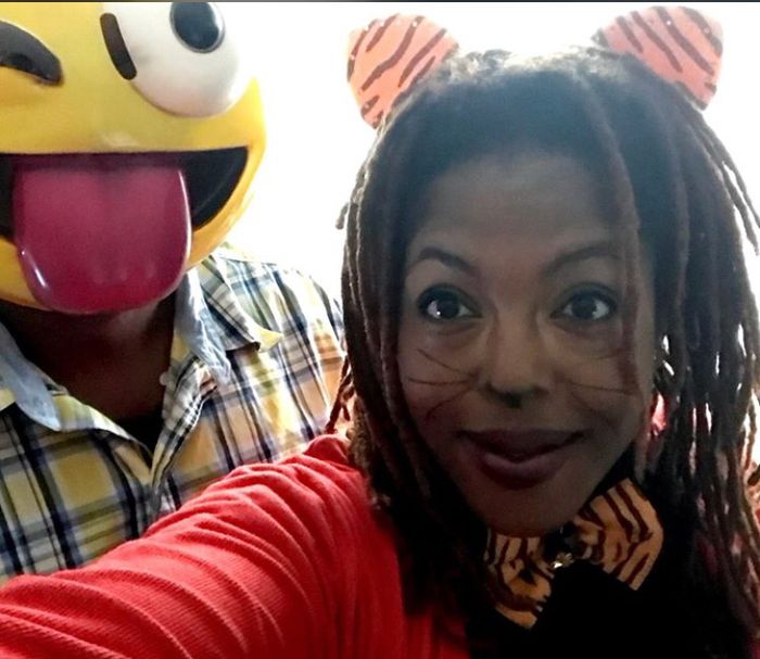Do you do couples' Halloween costumes? Show us your best! 8