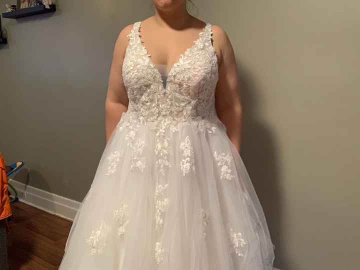 Show me your wedding dresses!! - 1