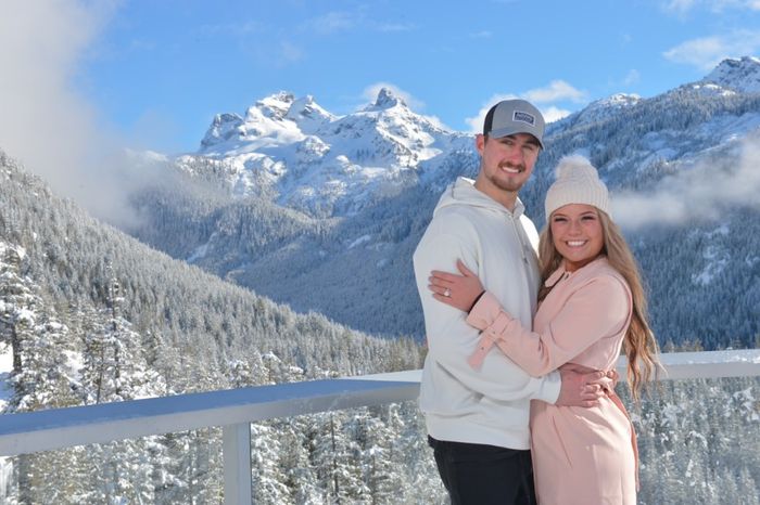 Engagement Photo - Sea to Sky Gondola