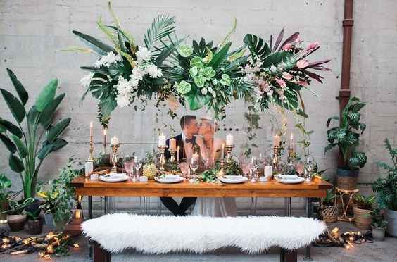 Head Table