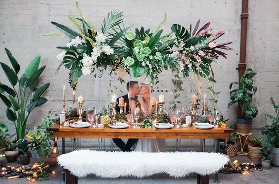 Head Table