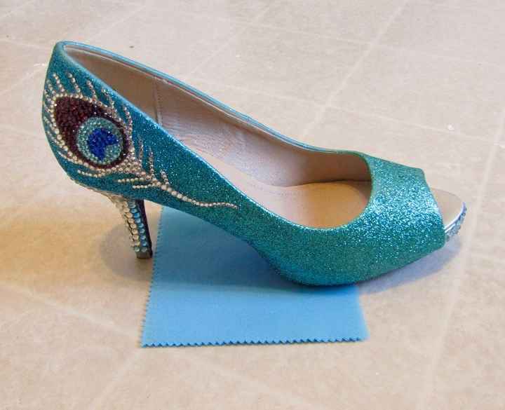 Pool swatch and shoe