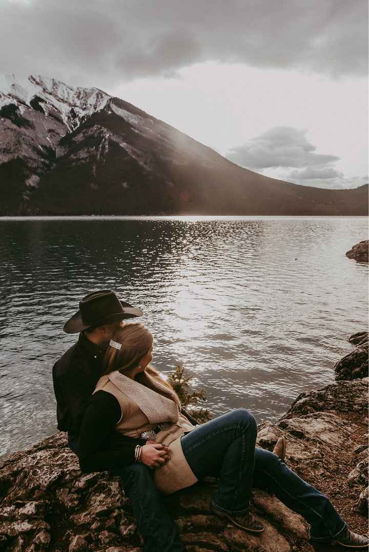 Share your favorite engagement picture! 📷 - 3