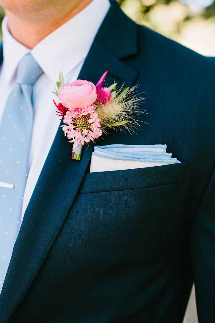 Coordinating the bridesmaids with the groomsmen - 4