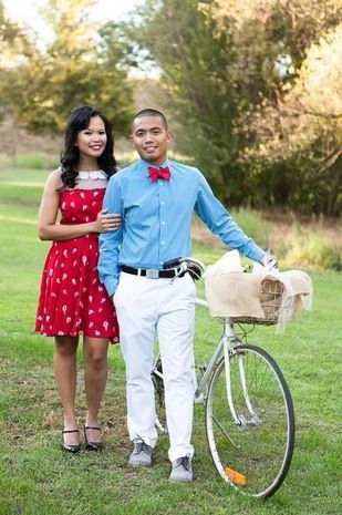 Engagement photo outfit 2