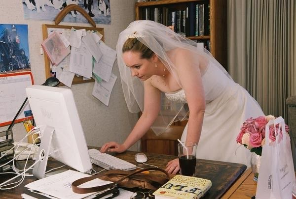 Do you plan your wedding at work? 1