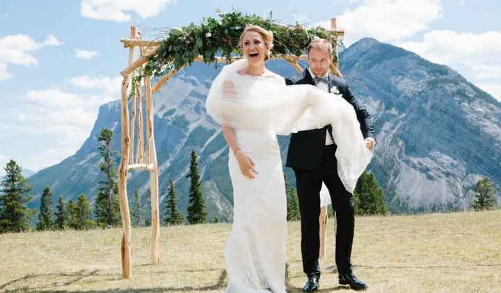 Someone needs to wrangle this poor bride's veil!