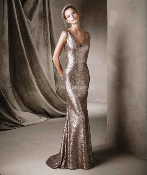 Pronovias in gold sequins with a short train
